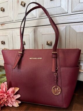 Michael Kors Charlotte Saffiano Top Zip Tote Bag